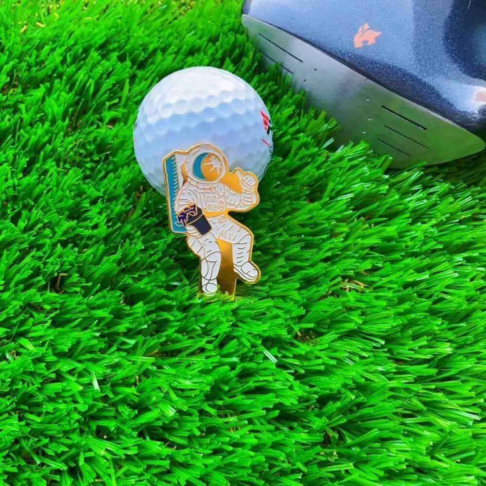 "Astronaut"-Golf Ball Marker Hat Clip